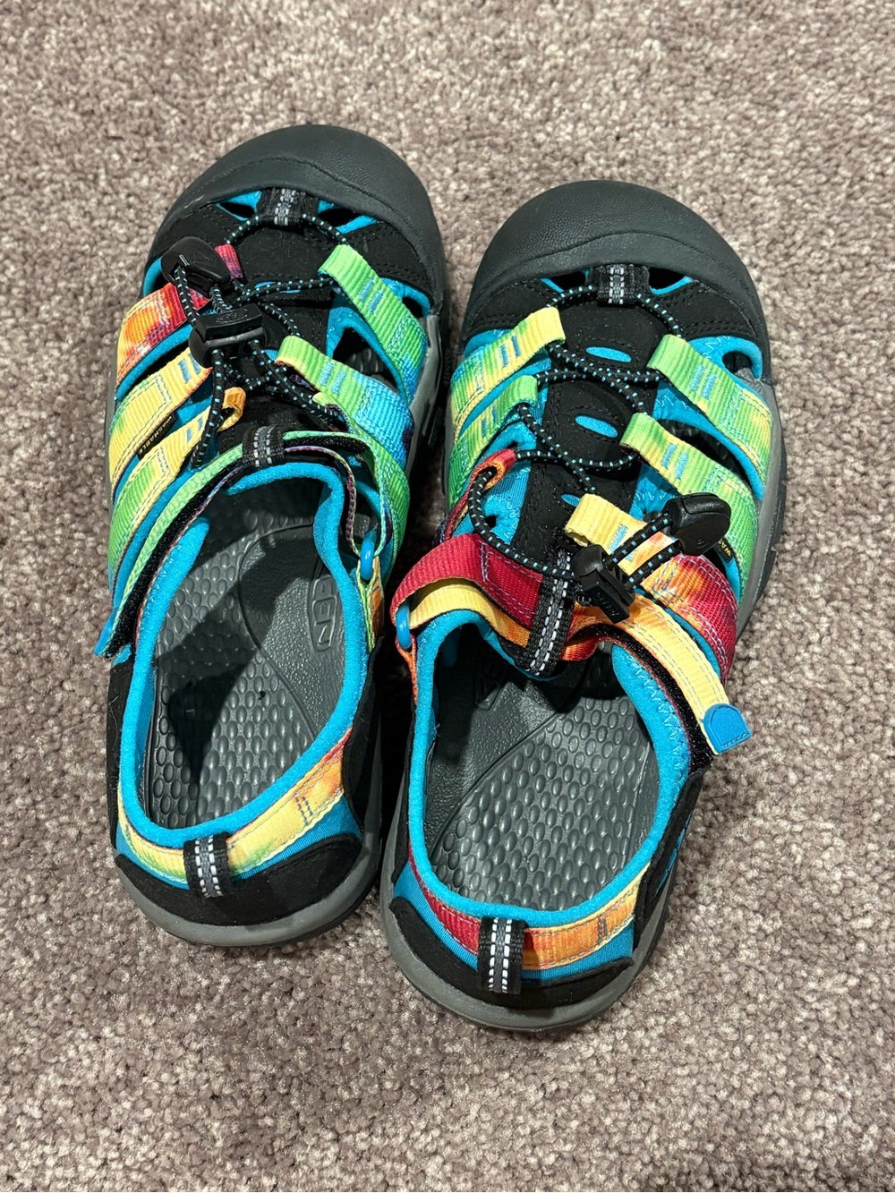 KEEN Newport H2 Big Kids Rainbow Tie Die Closed Toe Sandals size 5 - Picture 9 of 9